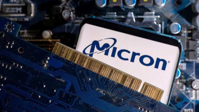 China devuelve el "trumpazo": prohíben a un fabricante estadounidense vender chips en su territorio